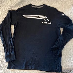 Nike black long sleeve t-shirt Size Medium